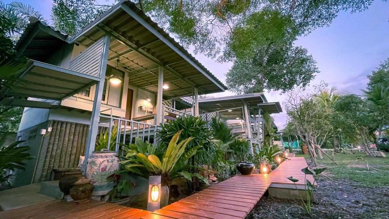 Rimsira Villa Chumphon Exterior photo