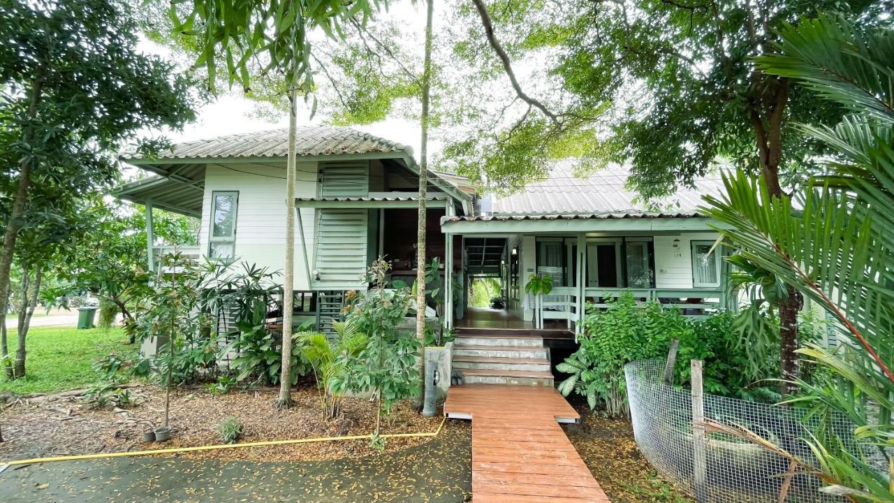 Rimsira Villa Chumphon Exterior photo