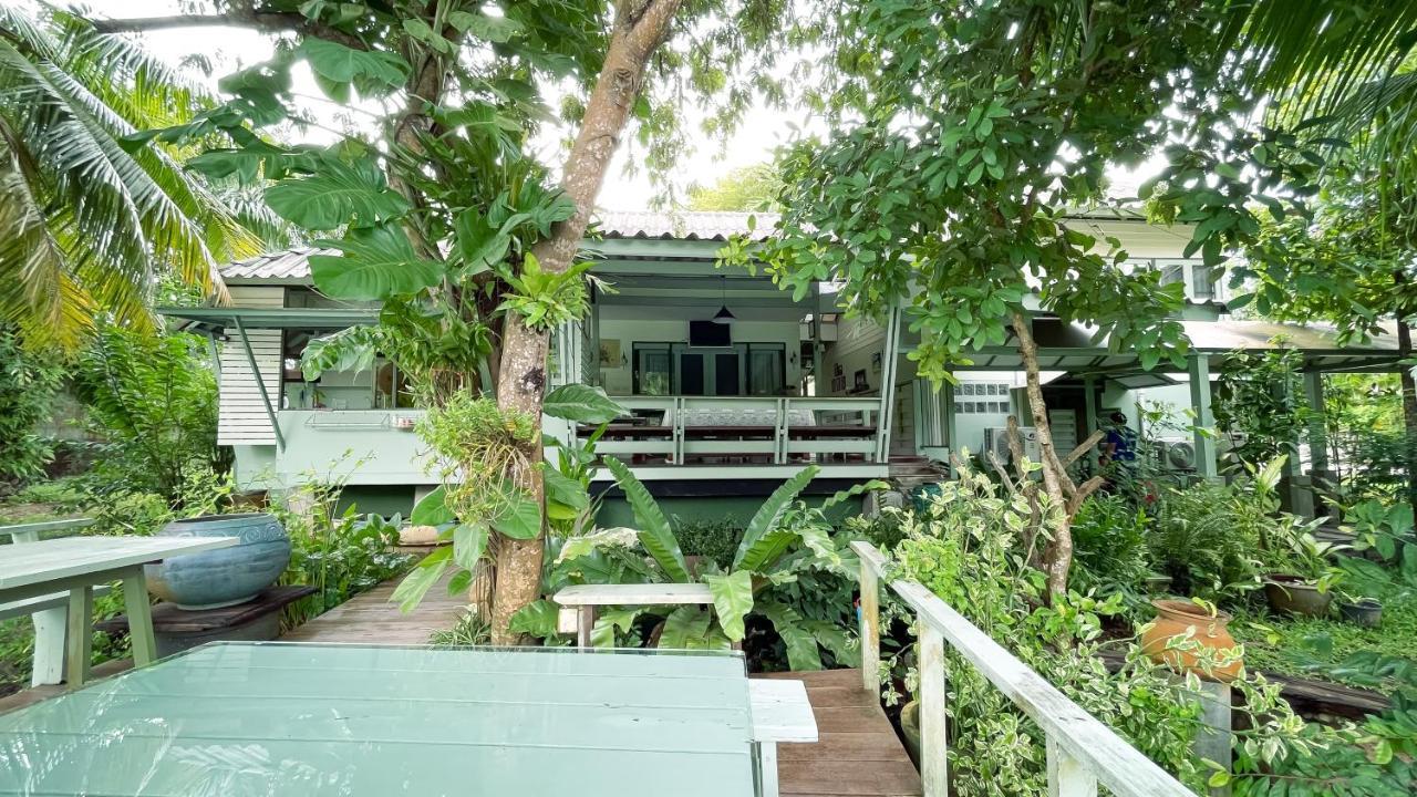 Rimsira Villa Chumphon Exterior photo
