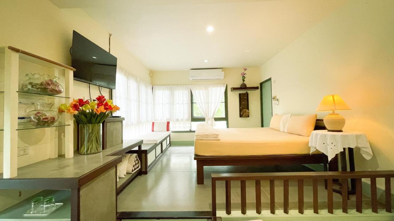 Rimsira Villa Chumphon Exterior photo